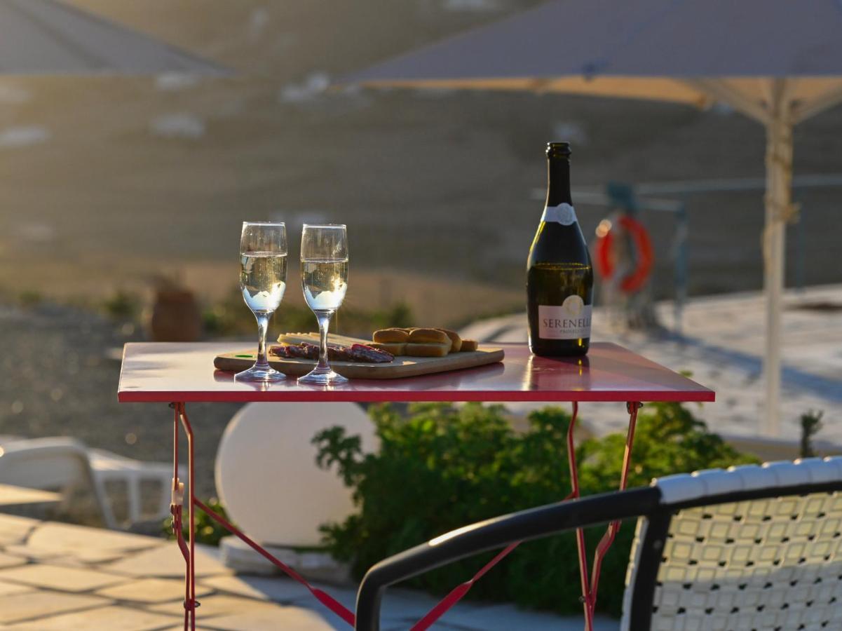 Dolce Vista - Sea View Apartments Páros Zewnętrze zdjęcie
